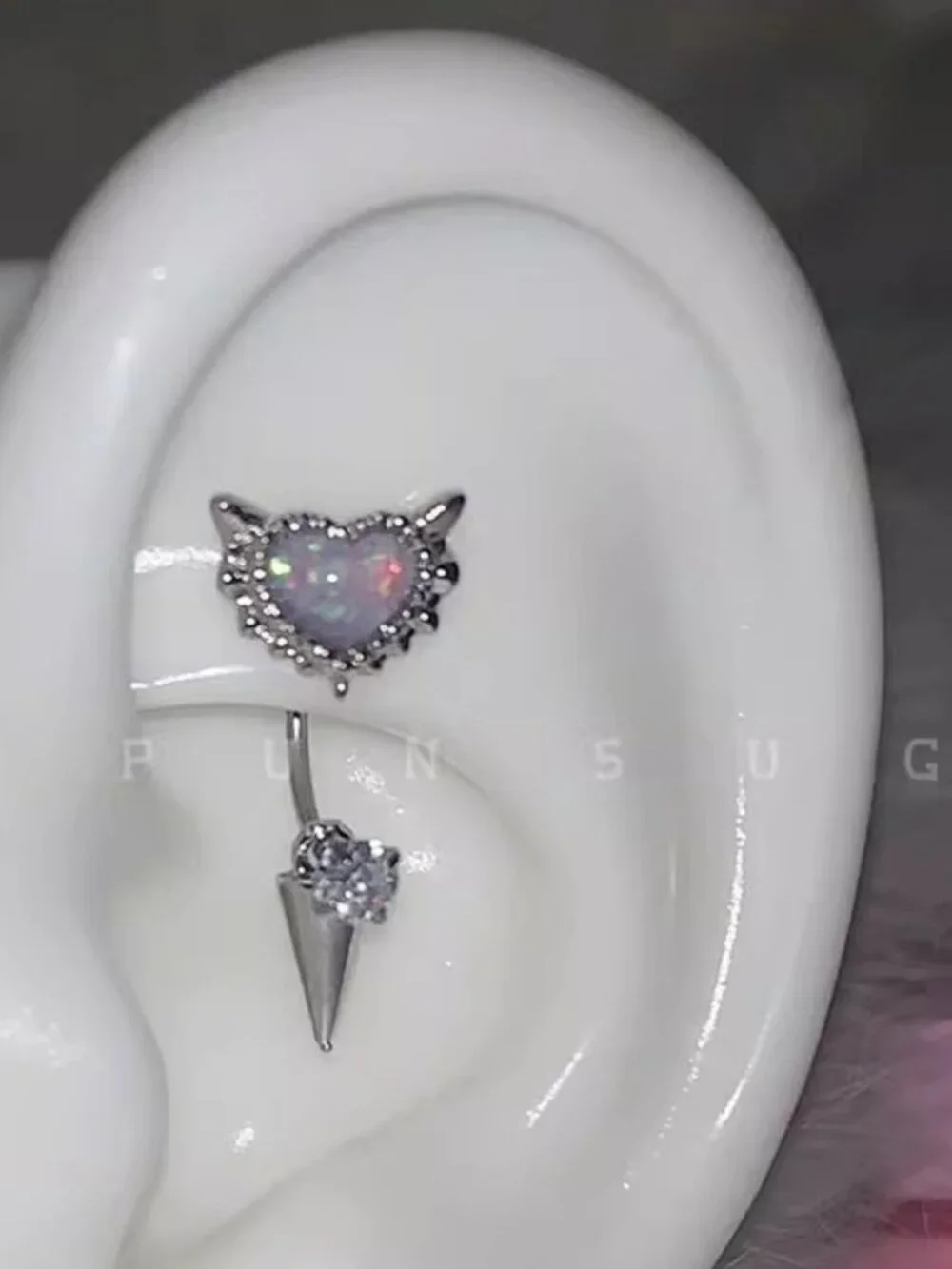MOS COLLECTION Opal Heart Wing Cartilage Stud Helix Tragus Conch Earring